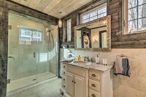 Renovated Hudson Valley Escape With Fenced-in Yard!