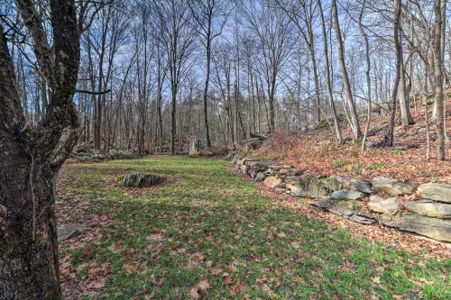 Renovated Hudson Valley Escape With Fenced-in Yard!