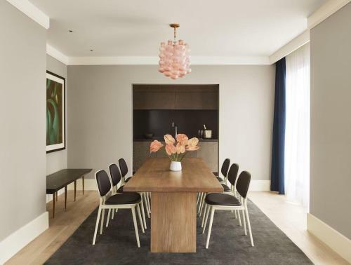 Hotel 11 Howard By Suiteness