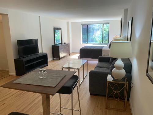 Lenox Hill Apartments 30 Day Stays