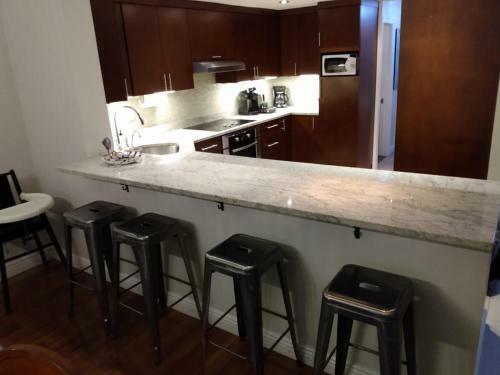 Large, Modern, Classy, Good For Families And Large Groups