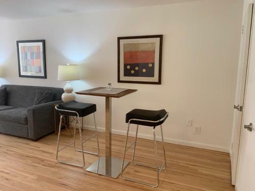 Lenox Hill Apartments 30 Day Stays