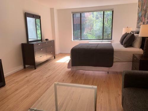 Lenox Hill Apartments 30 Day Stays