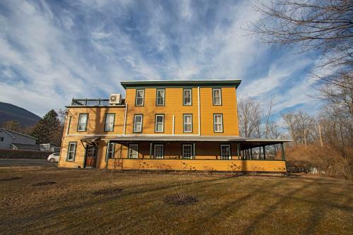 Posada The Woodbine Inn