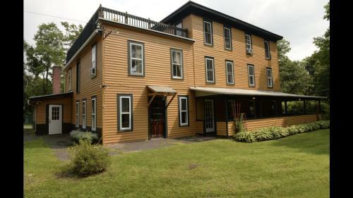 Posada The Woodbine Inn