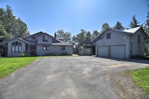 Plattsburgh Home With Deck On Lake Champlain