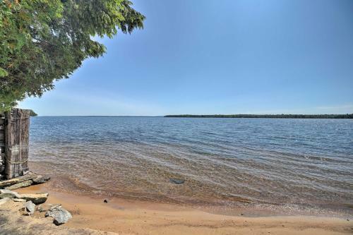 Plattsburgh Home With Deck On Lake Champlain