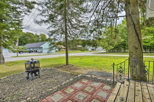 Charming Old Forge Home Walk To Town And River