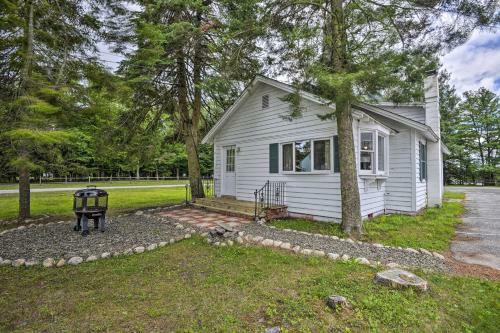 Charming Old Forge Home Walk To Town And River