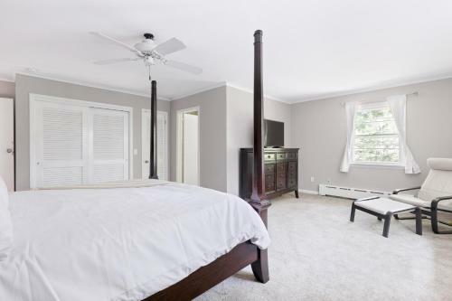 The Parkside Retreat In Noyac