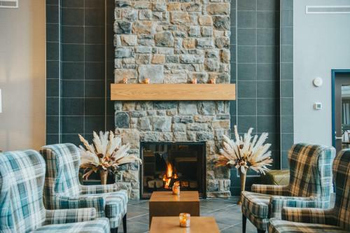 Hotel Saranac Waterfront Lodge