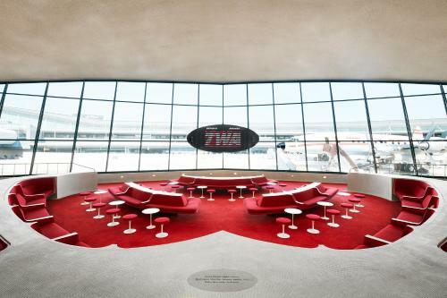 Twa Hotel At Jfk Airport