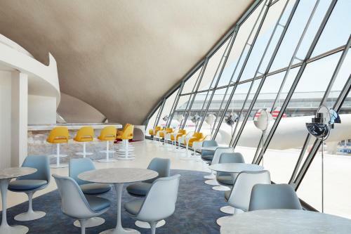 Twa Hotel At Jfk Airport