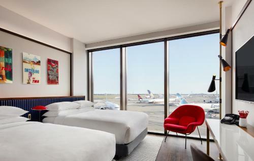 Twa Hotel At Jfk Airport