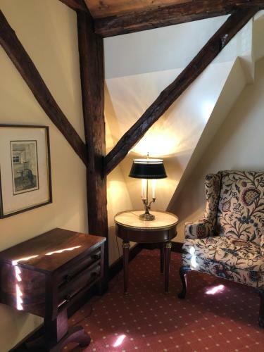 Bed & Breakfast 1708 House