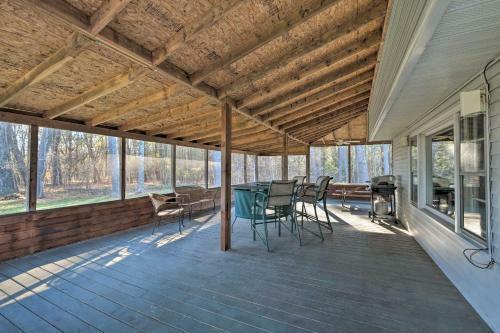 Peaceful Pines - Charming Saugerties Escape