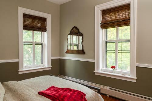 Bed & Breakfast Rosemont Inn