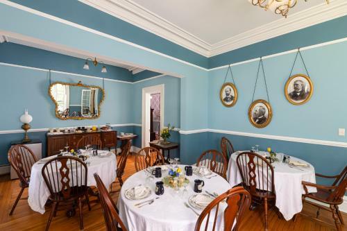 Bed & Breakfast Rosemont Inn