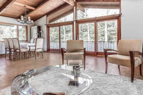 Shabbos Getaway Pomona