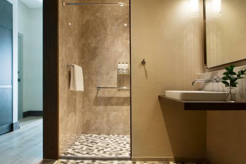 Kimpton - Hotel Arras, An Ihg Hotel