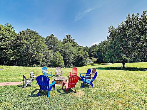 New Listing! Private Country Home On 20+ Acres Home