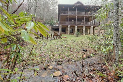Creekside Lodge W Views By Hosteeva