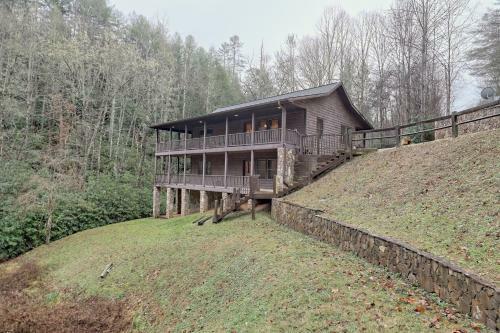 Creekside Lodge W Views By Hosteeva