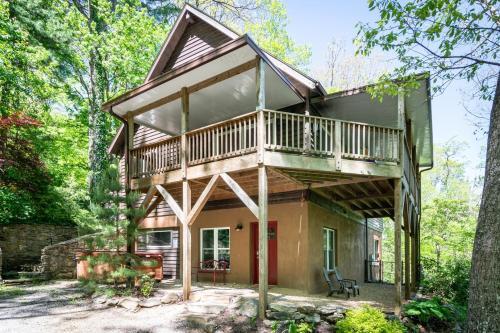 Asheville Town Cabin Cabin