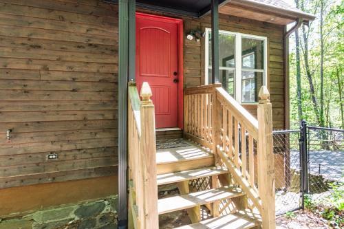 Asheville Town Cabin Cabin