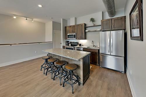 Apartamento Chic Retreat: Walk To Dining, Shops, Entertainment Condo