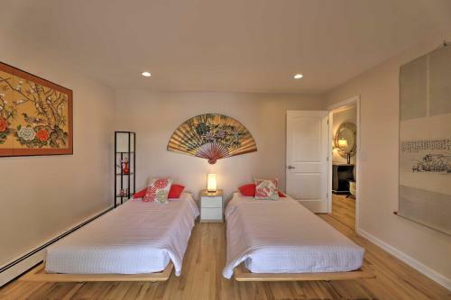Bright And Airy Apartment With Balcony About 20 Mi To Nyc!