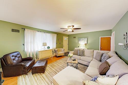New Listing! Serene Mountain Retreat With Game Room Home