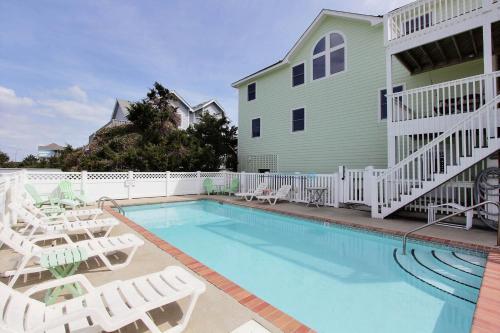 Carolina Beach Retreat #13-3