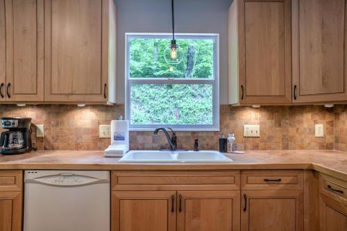 Highland Hideaway Home