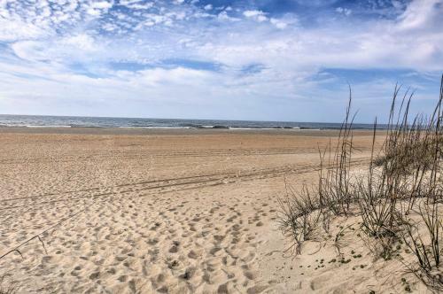 Apartamento Beachfront Condo With Boardwalk And Pool Access!
