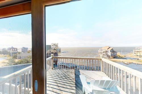 Pamlico Sails #205hc