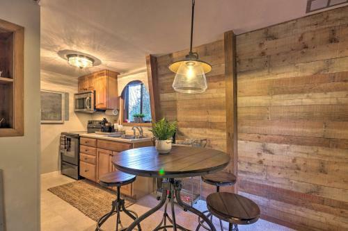 Apartamento Banner Elk Condo With Deck - 1 Mi To Sugar Mtn!