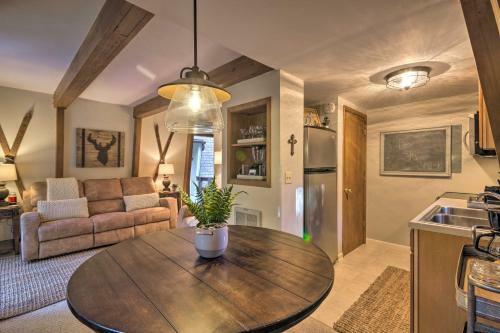 Apartamento Banner Elk Condo With Deck - 1 Mi To Sugar Mtn!