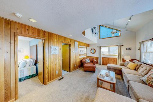 Askins Creek Cottage