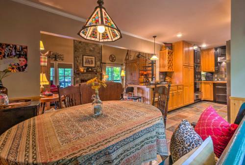 Beech Mountain Home With Mtn View - 3 Mi To Resort!