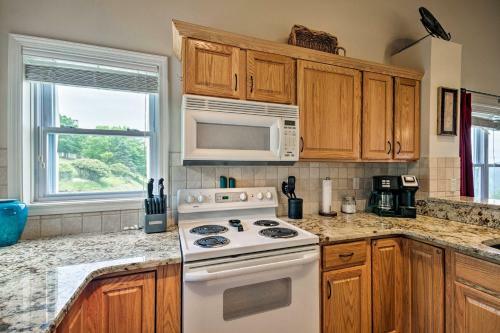 Apartamento Cozy Condo With Mountain Views - 2 Miles To Resort!