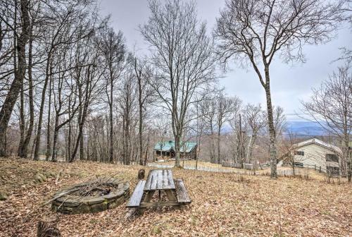 Beech Mountain Home With Deck - 3 Mins To Skiing