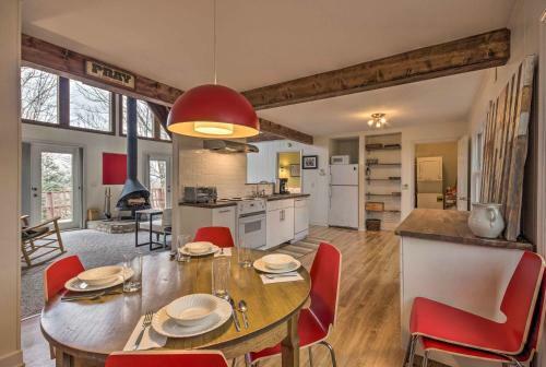 Beech Mountain Home With Deck - 3 Mins To Skiing