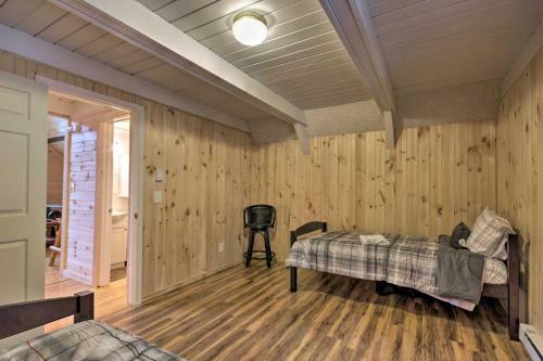 Beech Mtn Home -fireplace, Deck, Trail Access