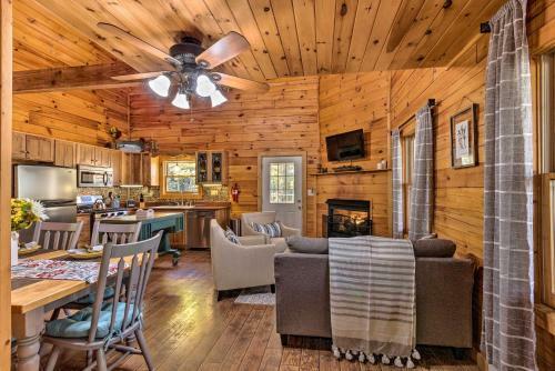 Beech Mountain Hideaway About 3 Miles To Ski Resort!