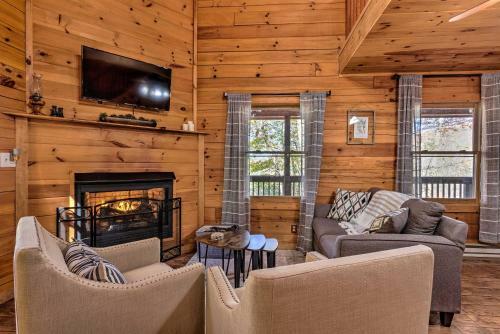 Beech Mountain Hideaway About 3 Miles To Ski Resort!