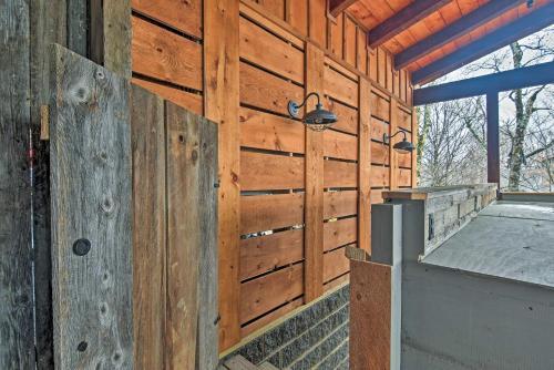 Apartamento Well-appointed Ski Nook With Deck On Top Of Beech Mtn