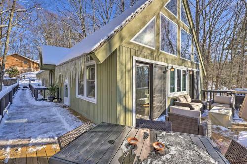 Spacious Mountain Retreat 2 Mi To Ski Slopes!