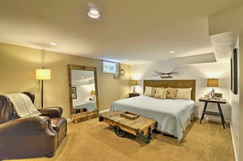 Fox Hollow Beautiful Black Mountain Apartment!