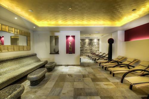 Superior Hotel Brigitte